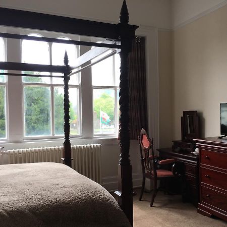 The Eagles Hotel Llanrwst Dış mekan fotoğraf