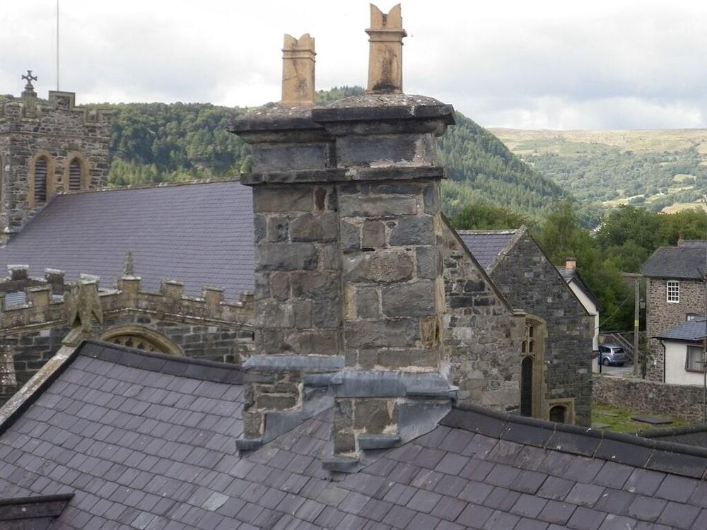The Eagles Hotel Llanrwst Dış mekan fotoğraf